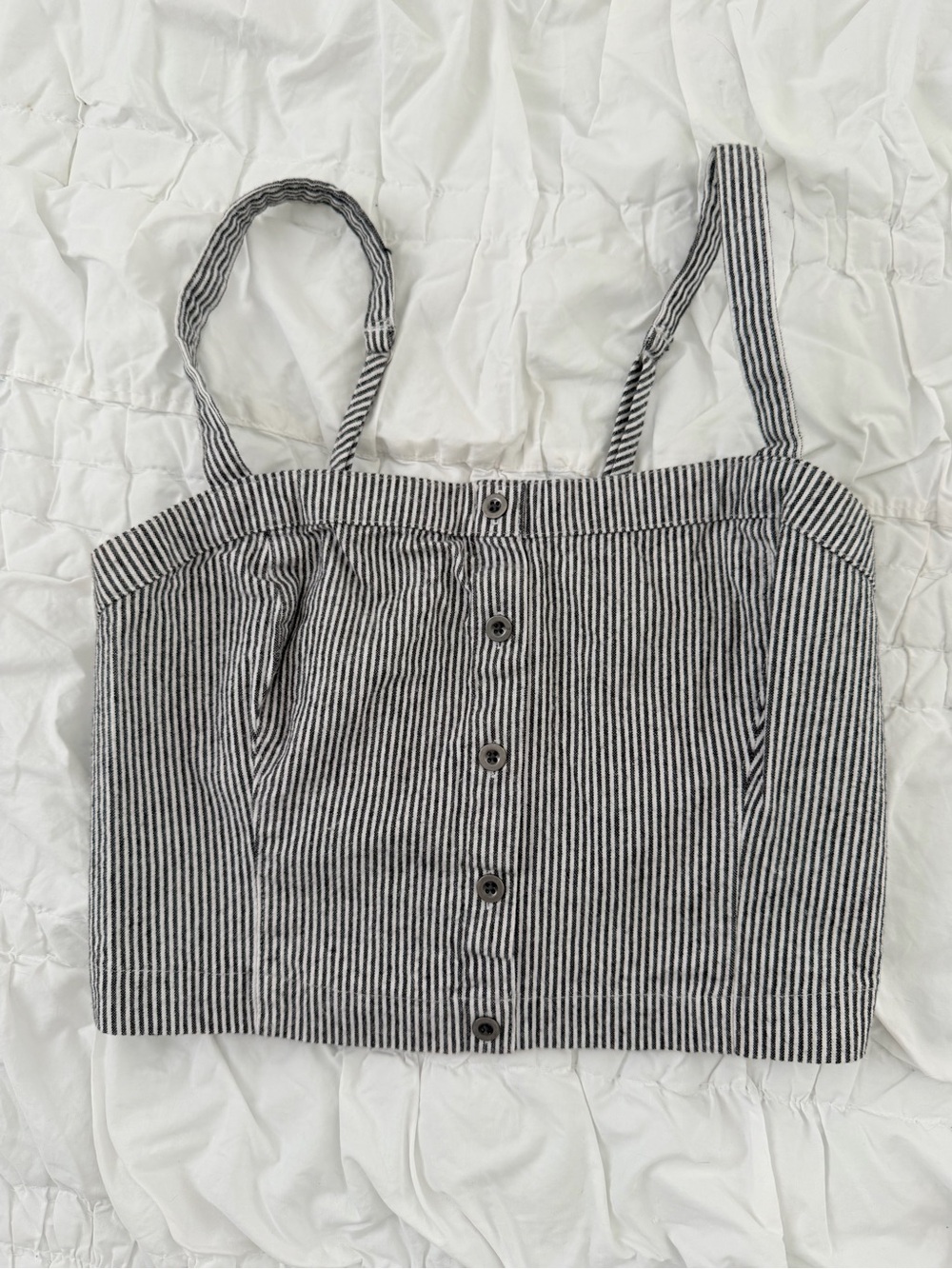 Hollister Women’s Black and White Striped Button-Front Cami Crop Top